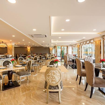 Lk Emerald Beach - Sha Extra Plus Pattaya Zewnętrze zdjęcie The restaurant