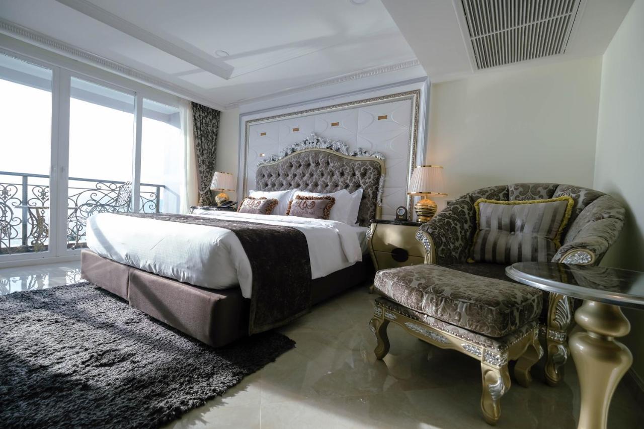 Lk Emerald Beach - Sha Extra Plus Pattaya Zewnętrze zdjęcie A bedroom at the hotel